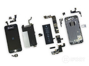 Een volledig uit elkaar gehaalde iPhone 6 (bron: http://www.iFixit.com).