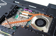 De Thinkpad SL400's vrij goede prestaties zijn te danken aan Intel's Centrino 2-gebaseerde P8400 CPU in combinatie met een nVidia GeForce 9300M GS videokaart.