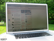 ...kan de MacBook Pro 17" met het matte scherm prima buitenshuis gebruikt worden.