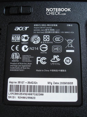 Sticker met de specificaties van de Aspire 3810T.