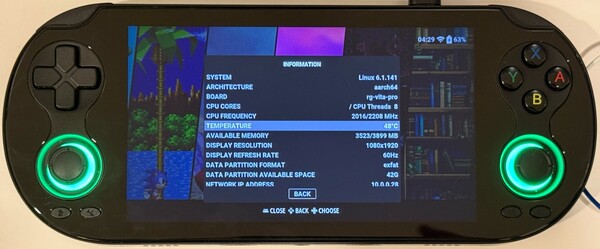 Een afbeelding met de belangrijkste specificaties van de Anbernic RG Vita Pro.