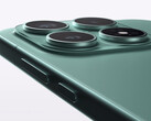De standaard Xiaomi 18 krijgt naar verluidt een vergelijkbare 200MP Leica-cameraopstelling als de Pro. Afgebeeld: een promotiefoto waarop de camera’s aan de achterkant van de Xiaomi 17 te zien zijn.