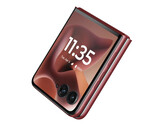 De Razr 60 Ultra zal Android 15 draaien wanneer hij later dit jaar op de markt komt. (Afbeeldingsbron: via Evan Blass)