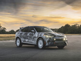 Ford's Mustang Mach-E Rally is geïnspireerd op eerdere rally-auto's van Ford en past deze toe op een elektrisch platform met AWD. (Afbeelding bron: Ford)