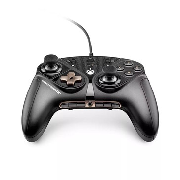 Er is een 3,5mm-aansluiting beschikbaar (Afbeelding bron: Thrustmaster)