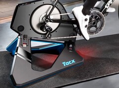 De Garmin Tacx Neo 2T belooft een realistische fietservaring bij u thuis.