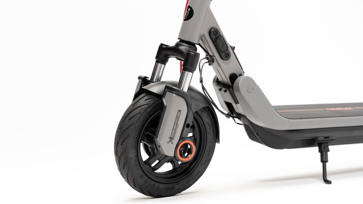 De Segway E3 Go e-step rijdt op 10