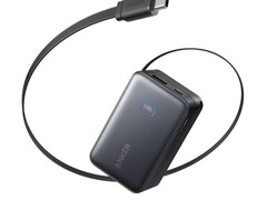 De powerbank A1638 heeft een geïntegreerde kabel en display (Afbeelding bron: Anker)