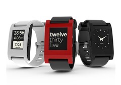 Google heeft 64-bit app-ondersteuning gebracht naar Pebble smartwatches gekoppeld aan Android smartphones. (Beeldbron: Pebble)