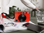 De Sofort 2 erft in ieder geval de goede looks van de Leica-familie (Afbeelding Bron: Leica)