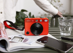 De Sofort 2 erft in ieder geval de goede looks van de Leica-familie (Afbeelding Bron: Leica)