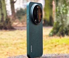 De Xiaomi 17 Ultra plaatst een 200MP telefotocamera met continue zoom in een ronde camerabuil