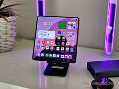 Android 15 is de tweede grote update die de OnePlus Open tot nu toe heeft ontvangen. (Afbeeldingsbron: Notebookcheck)