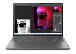 Lenovo Slim Pro 9i 16IRP8. Testapparaat geleverd door Lenovo