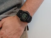 Het G-Shock GD-350S-1D-horloge van Casio lijkt op het oudere model GD-350-1 (zie afbeelding)