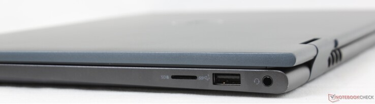 Rechts: MicroSD-lezer, USB-A 3.2 Gen. 1, 3,5 mm hoofdtelefoon