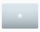 De aankomende betaalbare MacBook zou wel eens veel kunnen lijken op de nieuwste M4 MacBook Air 13. (Afbeeldingsbron: Apple)