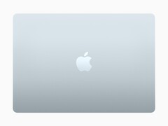 De aankomende betaalbare MacBook zou wel eens veel kunnen lijken op de nieuwste M4 MacBook Air 13. (Afbeeldingsbron: Apple)