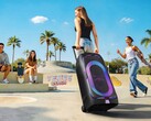 De Samsung Sound Tower heeft 240 watt en een batterijlevensduur van 18 uur (Afbeelding bron: Samsung)