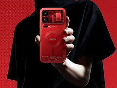 Xiaomi 18 Pro Max in een gelimiteerde rode, transparante versie