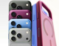 Uitgelekte iPhone 18 Pro hoesjes (rechts).