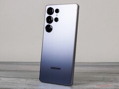 De Galaxy S25 Ultra is naar verluidt duurder om te produceren dan de Galaxy S24 Ultra. (Afbeeldingsbron: Notebookcheck)