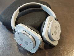 De Nothing Headphone 1 is samen met de Phone 3 getoond (bron: Nothing)