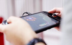 Het display van de Nintendo Switch 2 wordt geleverd met een vooraf geïnstalleerde beschermer (Afbeelding bron: Nintendo)