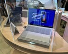 De Acer Swift 16 AI heeft een enorm trackpad. (Afbeelding bron: Notebookcheck)