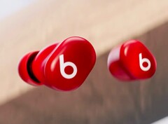 De Beats Solo Buds worden aangeboden in vier kleuren, waaronder rood. (Afbeelding: Apple)