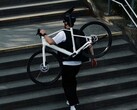 Roadlite:ON CF: Lichtgewicht e-bike met riemaandrijving