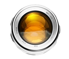 De nieuwste 50 mm f/1.1 Shoten Kobo-lens is wereldwijd beperkt tot slechts 70 exemplaren.