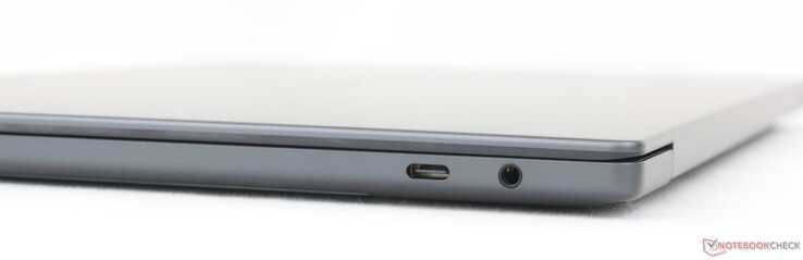 Rechts: USB-C Thunderbolt 4 met DisplayPort 2.1 + Power Delivery, 3,5 mm combo audio