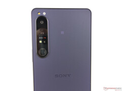 De Xperia 1 V zal naar verwachting nog krachtigere camera&#039;s bevatten dan de Xperia 1 IV, op de foto. (Afbeelding bron: NotebookCheck)