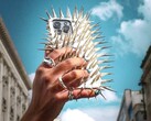 De Unsnatchable voorkomt diefstal door middel van spikes. Apple wil een soortgelijk effect bereiken door middel van een softwareslot.