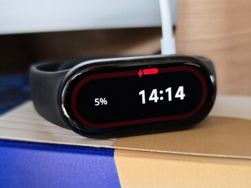 Xiaomi Smart Band 10 Opladen