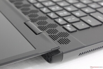Het deksel kan volledig 180 graden open, in tegenstelling tot andere Alienware-laptops