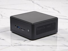 De ASRock NUC en NUCS Ultra 300 Box serie van mini PC's kan uitgerust worden met tot 128 GB DDR5 geheugen.