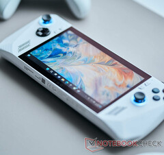 ASUS blijft bijna maandelijks nieuwe functies toevoegen aan de ROG Ally. (Afbeeldingsbron: Notebookcheck)