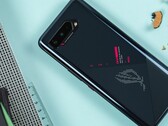 De Asus ROG Phone 5 debuteerde meer dan een jaar geleden. (Bron: NextPit)