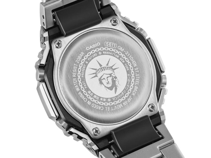 Het Casio G-Shock GM-2110HDN-8A horloge