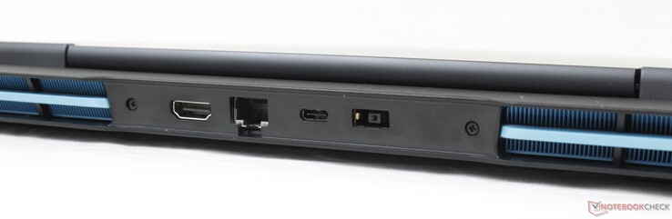 Achterzijde: HDMI 2.0, Gigabit RJ-45, USB-C 3.2 Gen. 2 w / Power Delivery 3.0 + DisplayPort 1.4, AC-adapter