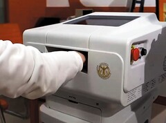 De niet-invasieve bloedglucosemeter heeft al twee positieve onderzoeken achter de rug. (Afbeeldingsbron: China Daily)