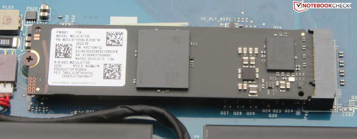 Een PCIe 4 SSD dient als systeemschijf.