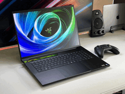 De 2025 Blade 18 is een zeer goede gaming-laptop