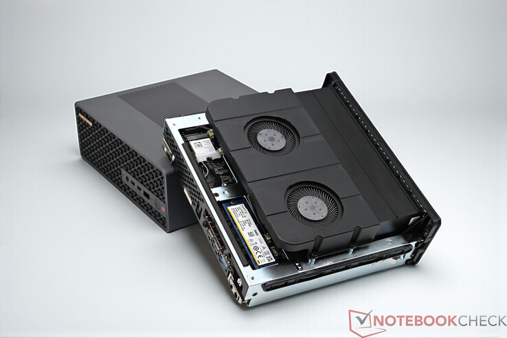 Miniforum MS-S1 Max open
