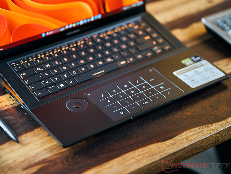 Asus Zenbook Pro 16X - Numpad in het touchpad