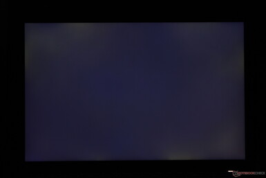 Licht-matig ongelijkmatige achtergrondverlichting die langs de randen afloopt