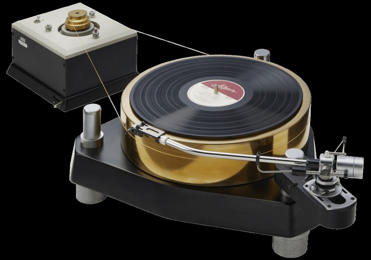 Buffalo is begonnen als fabrikant van audioproducten, met hits als zijn garen-gedreven platenspeler uit 1978 (model 3533). (Afbeeldingsbron: Buffalo)