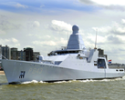 Een foto van de HNLMS Groningen, een OPV van de Holland-klasse